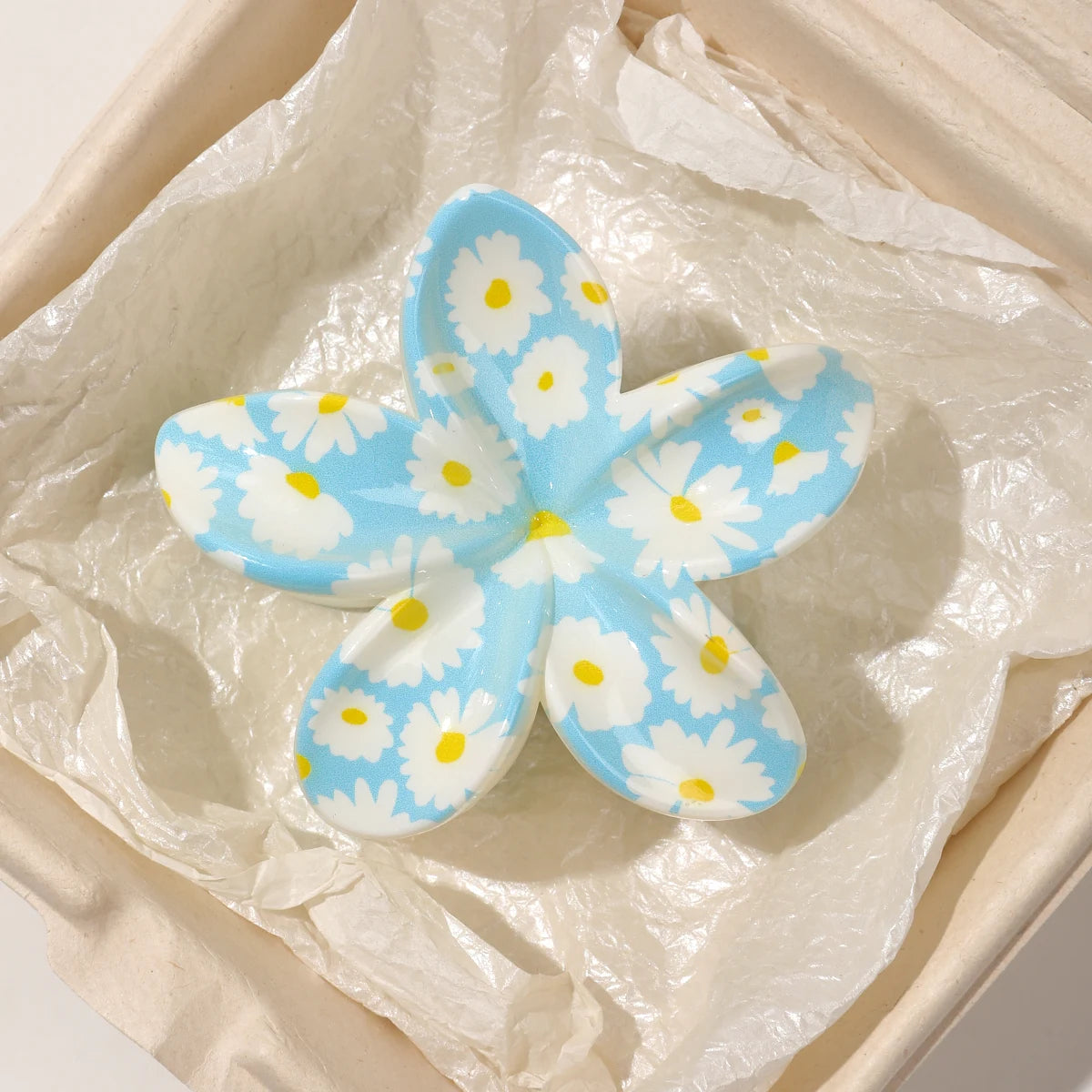 hawaiian flower claw clip