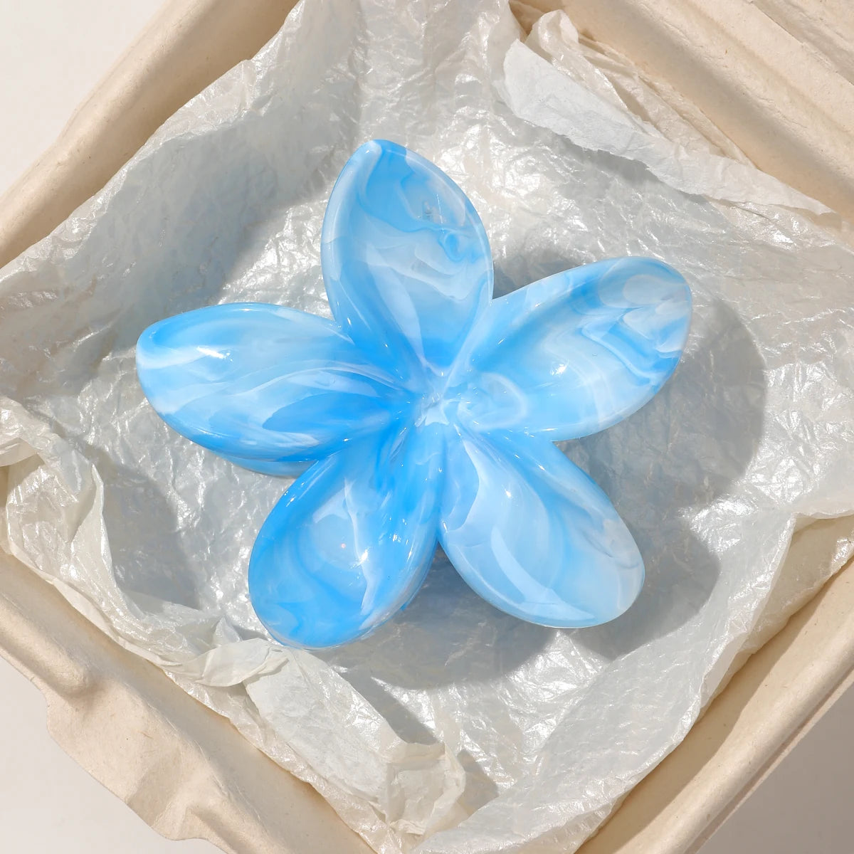 hawaiian flower claw clip