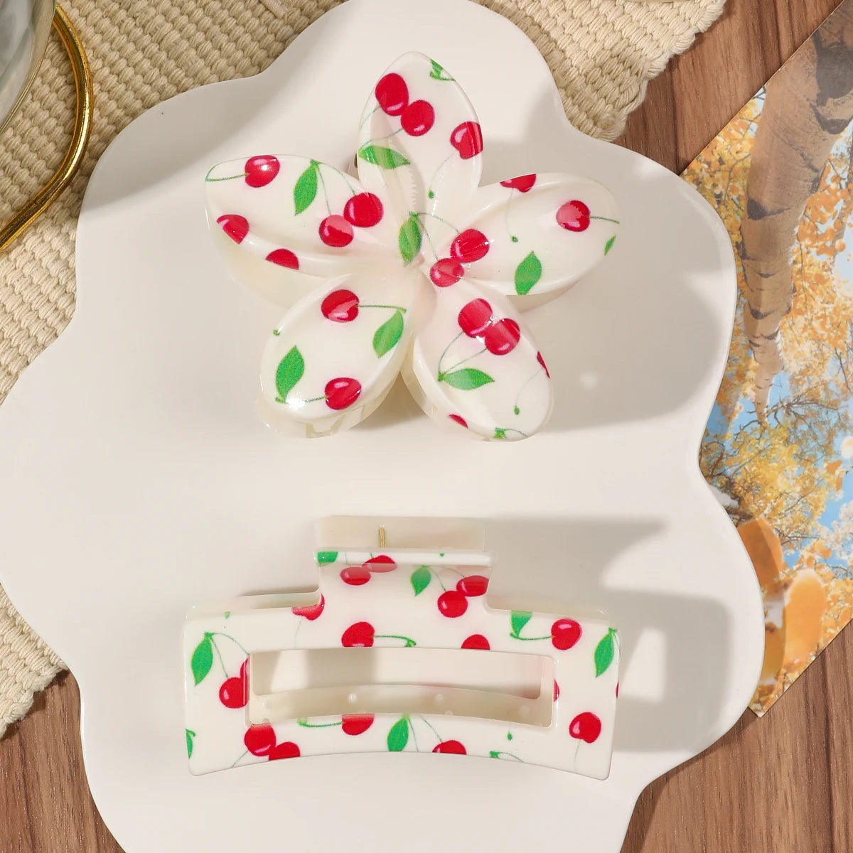 hawaiian flower claw clip